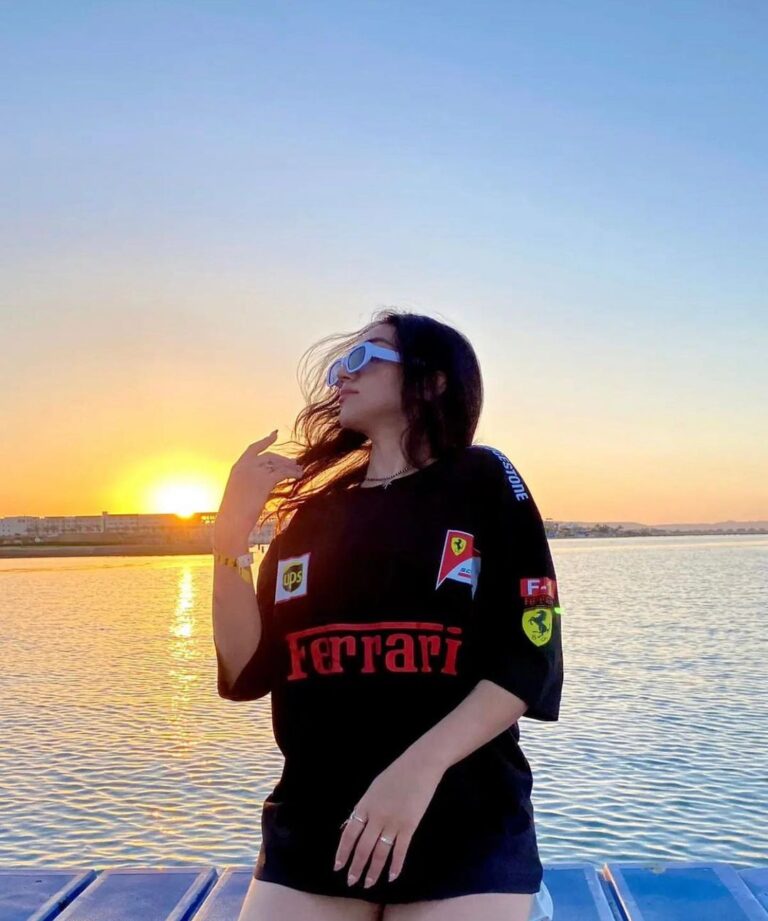 Ferrari oversized T-shirt stylish and Trendy | ALTR - ALTR